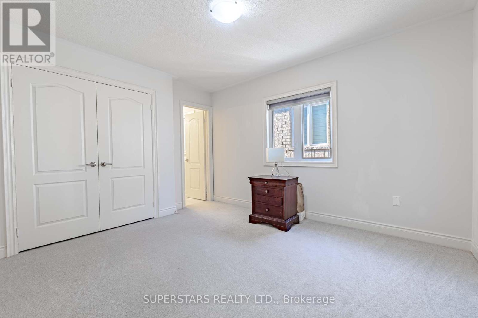 105 Mckean Drive, Whitchurch-Stouffville, Ontario  L4A 4W4 - Photo 27 - N12565662