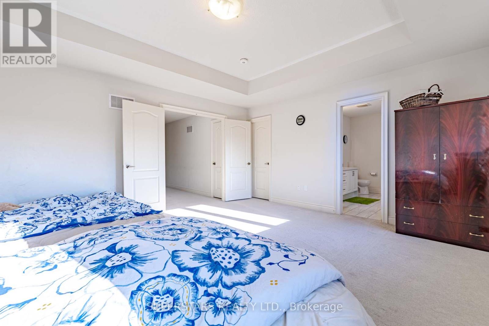 105 Mckean Drive, Whitchurch-Stouffville, Ontario  L4A 4W4 - Photo 32 - N12565662