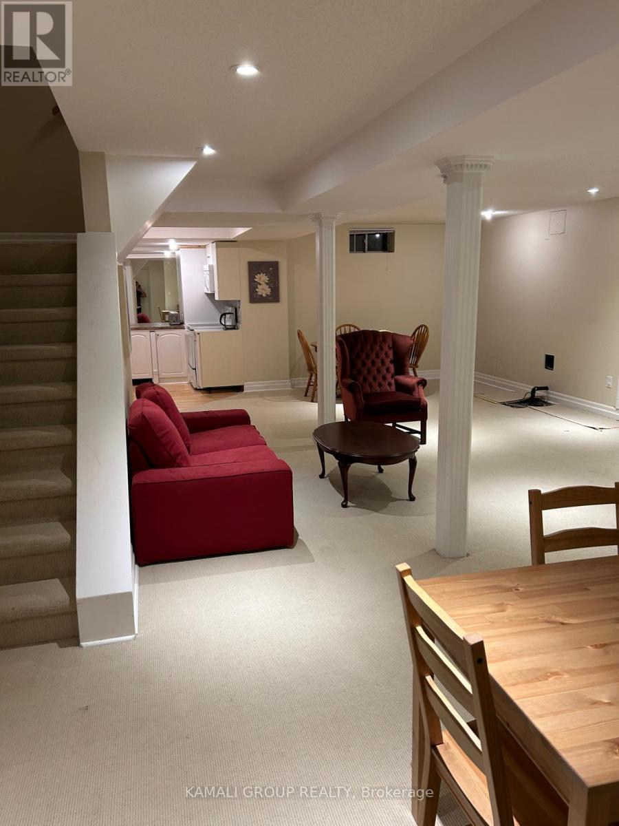 Bsmt - 271 Rhodes Circle, Newmarket, Ontario  L3X 1V4 - Photo 4 - N12565668