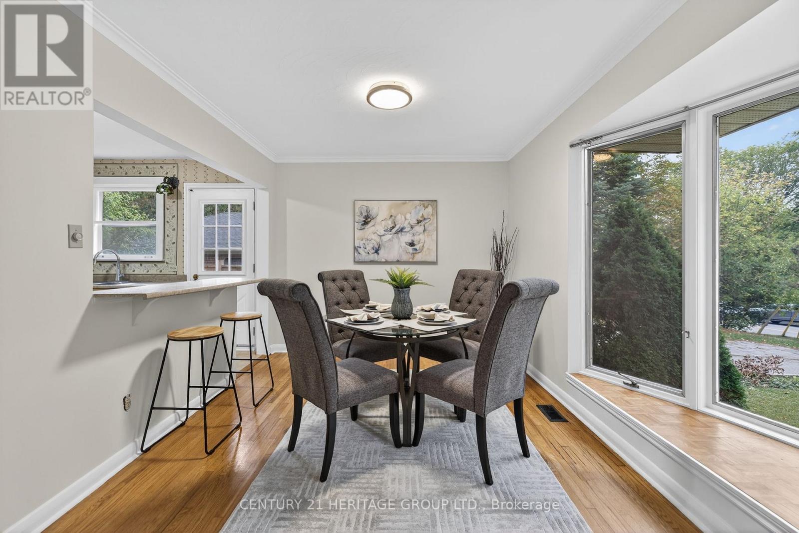 49 Bayview Parkway, Newmarket, Ontario  L3Y 3W2 - Photo 13 - N12565672