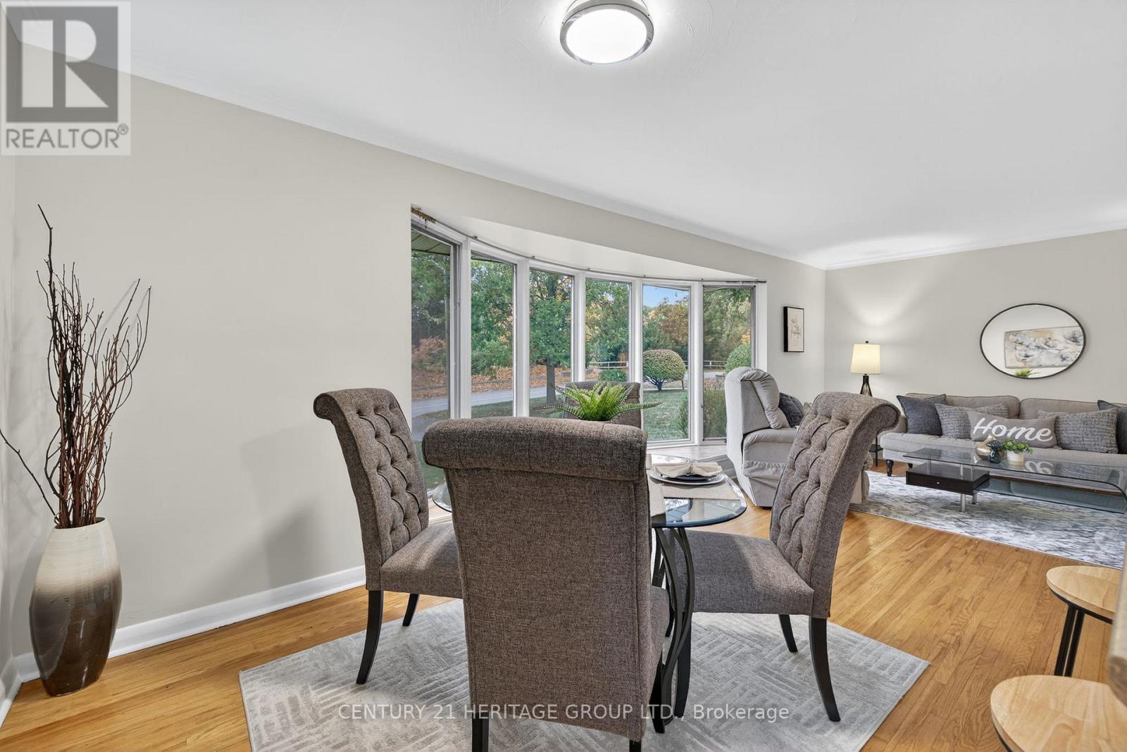 49 Bayview Parkway, Newmarket, Ontario  L3Y 3W2 - Photo 14 - N12565672