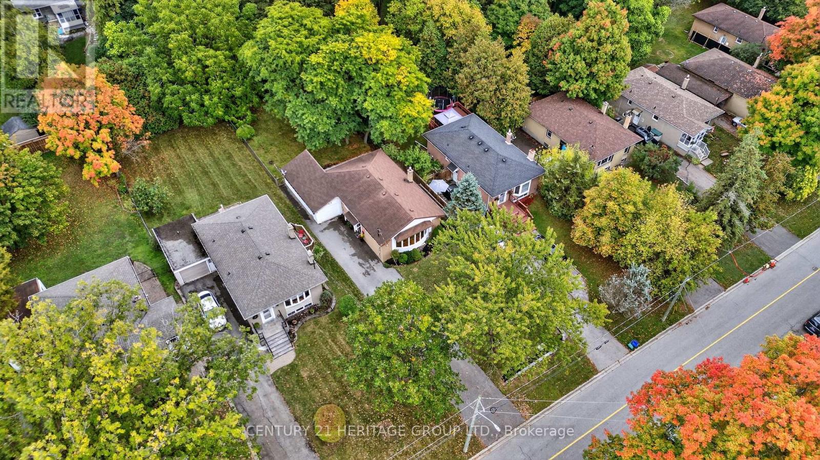 49 Bayview Parkway, Newmarket, Ontario  L3Y 3W2 - Photo 49 - N12565672