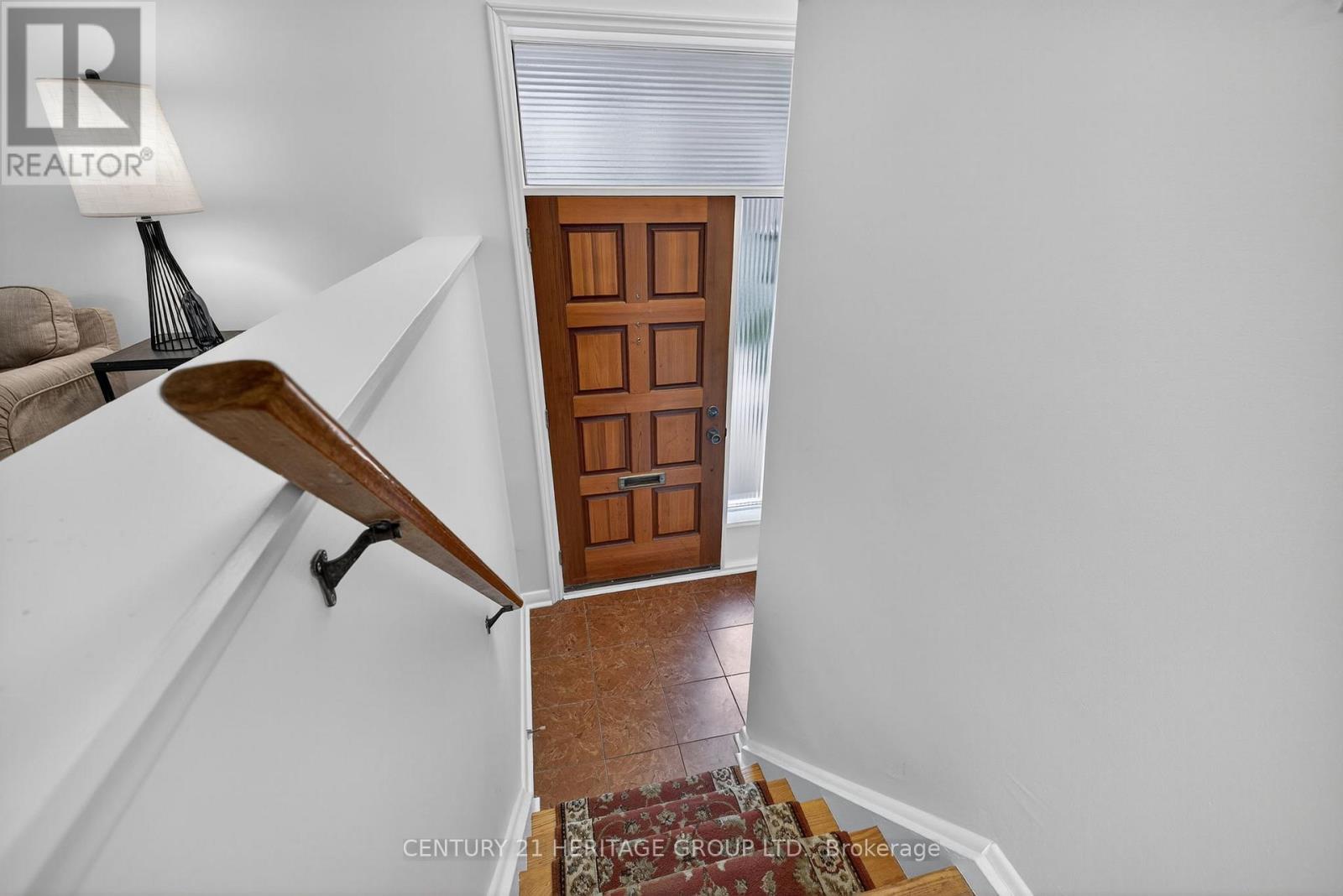 49 Bayview Parkway, Newmarket, Ontario  L3Y 3W2 - Photo 6 - N12565672