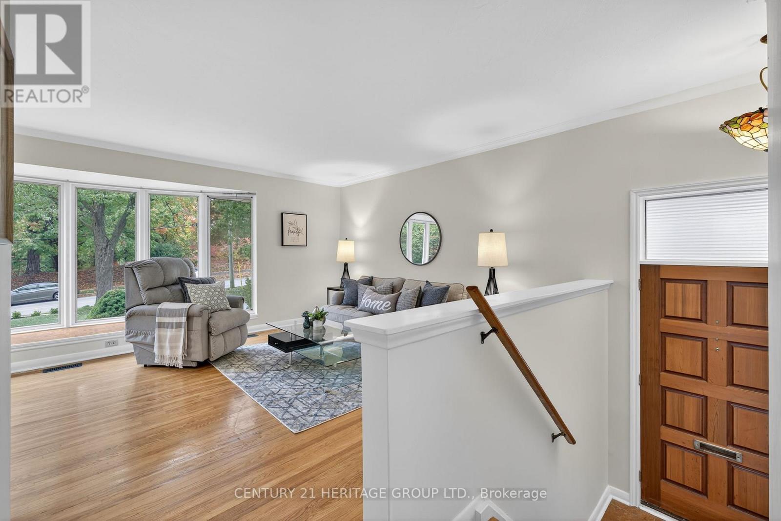 49 Bayview Parkway, Newmarket, Ontario  L3Y 3W2 - Photo 7 - N12565672