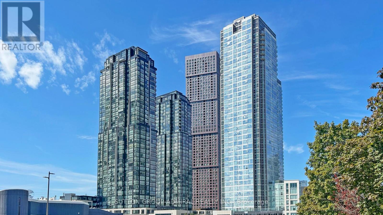 513 - 2910 HIGHWAY 7 ROAD, Vaughan, Ontario