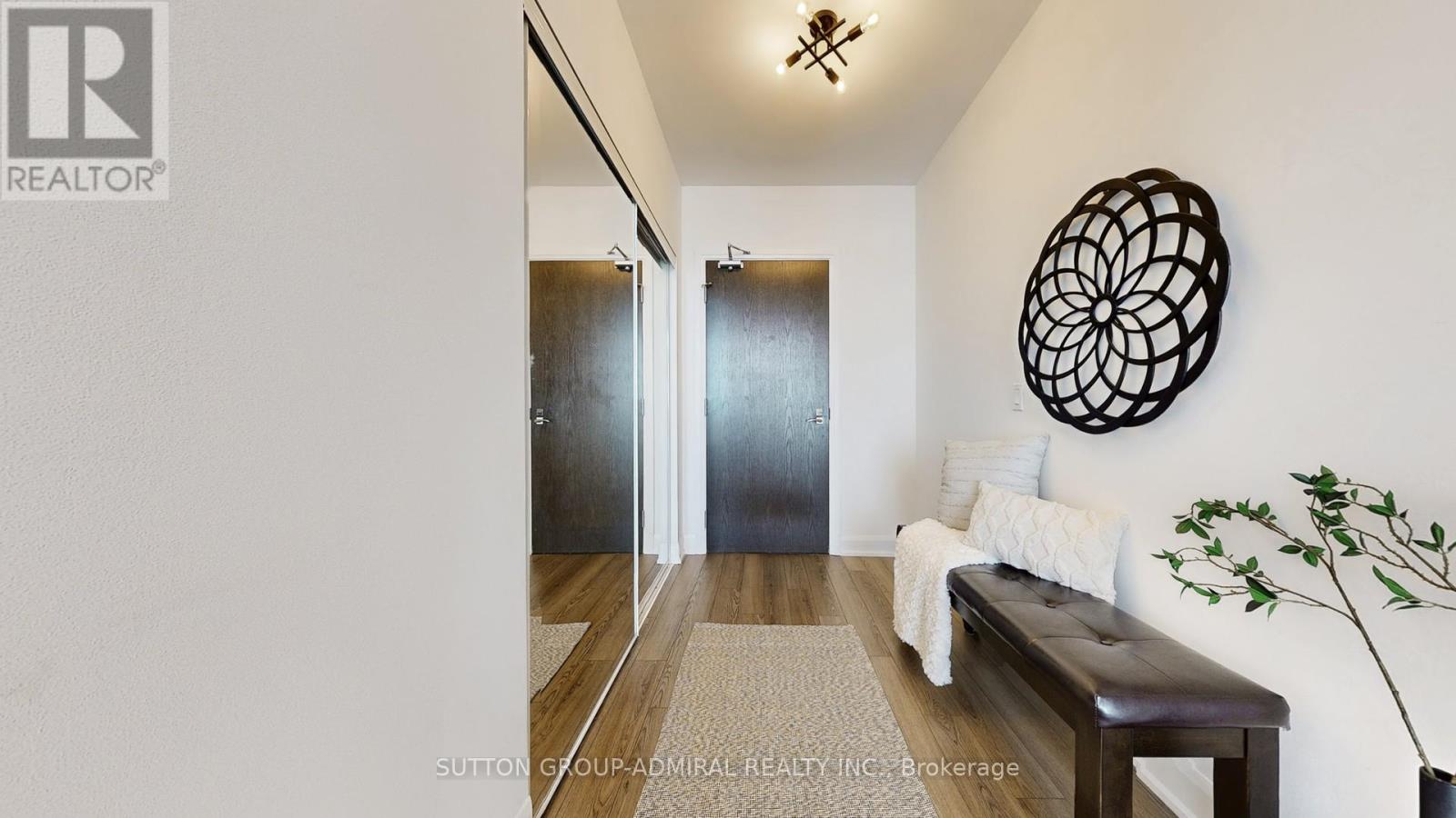 513 - 2910 Highway 7 Road, Vaughan, Ontario  L4K 0H8 - Photo 4 - N12565722