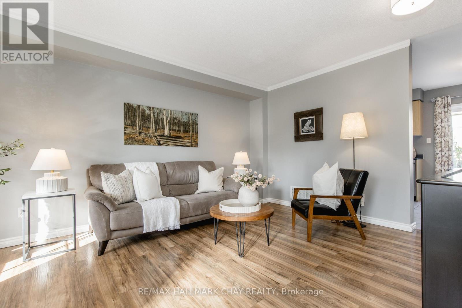 86 Trevino Circle, Barrie, Ontario  L4M 6T8 - Photo 4 - S12565780