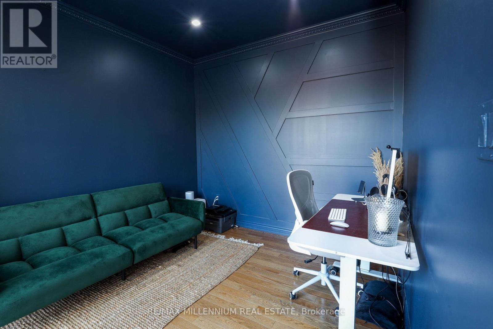 58 Trail Boulevard, Springwater, Ontario  L9X 0S4 - Photo 12 - S12565802