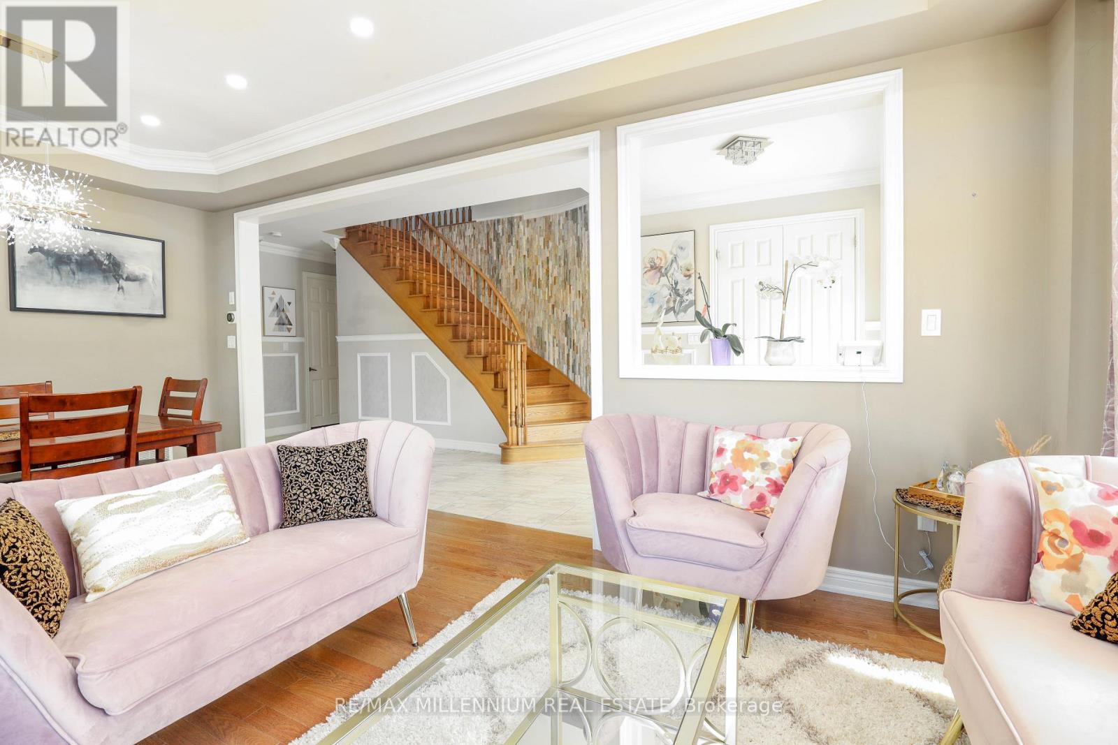 58 Trail Boulevard, Springwater, Ontario  L9X 0S4 - Photo 13 - S12565802