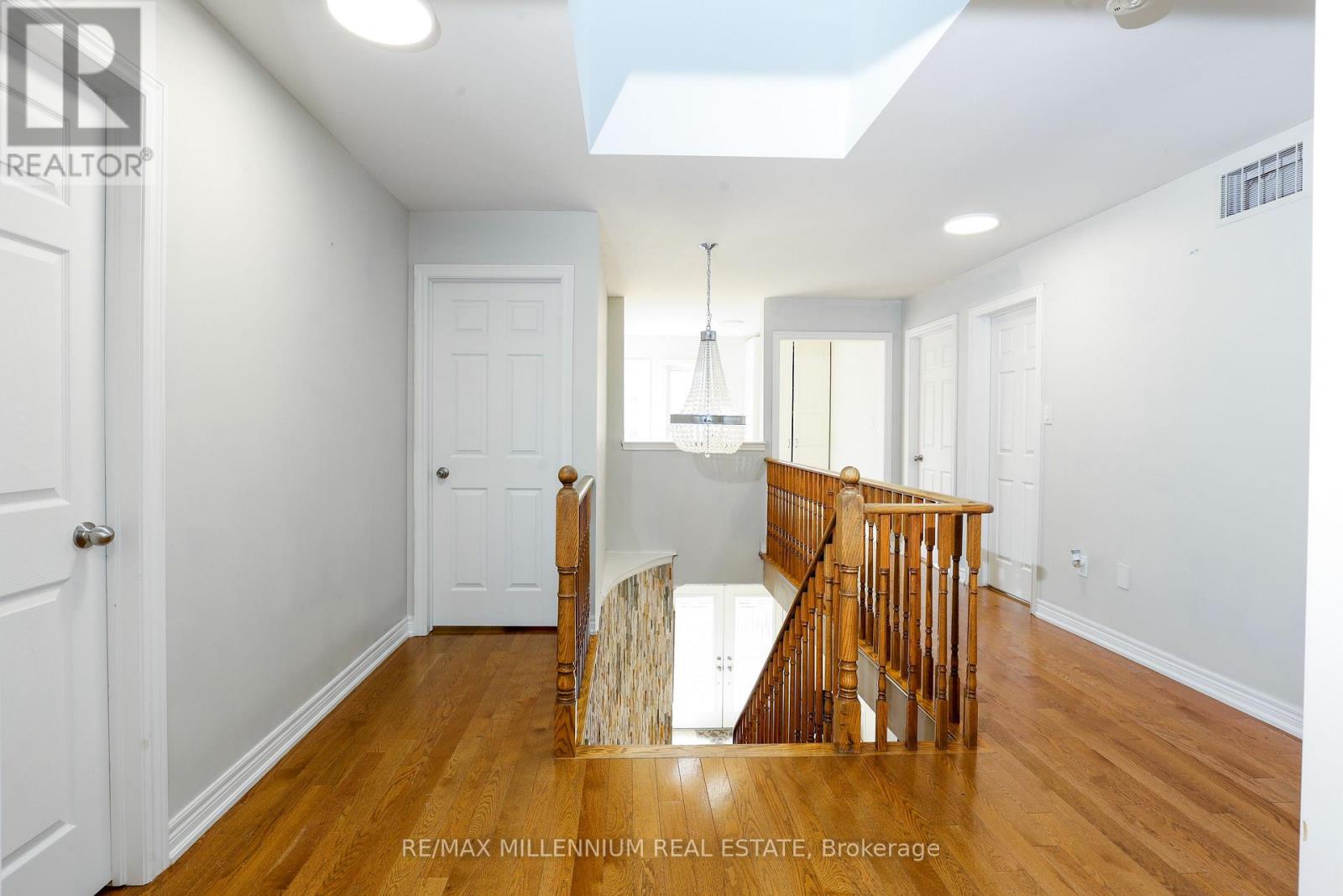 58 Trail Boulevard, Springwater, Ontario  L9X 0S4 - Photo 14 - S12565802