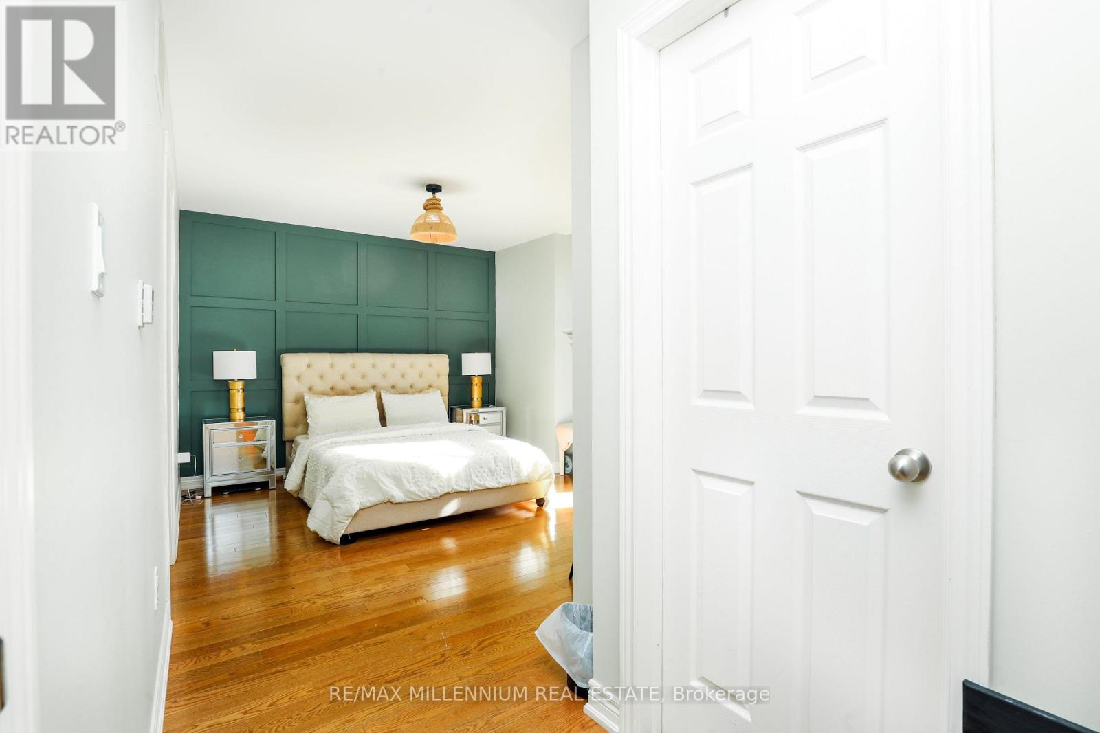 58 Trail Boulevard, Springwater, Ontario  L9X 0S4 - Photo 19 - S12565802