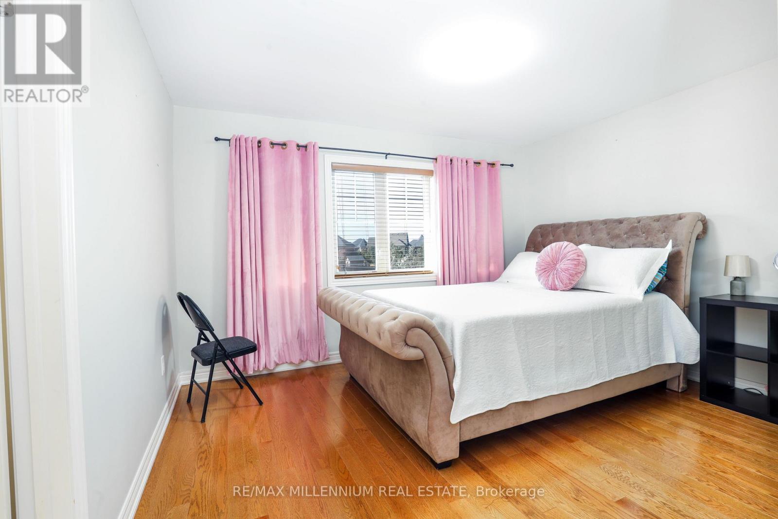 58 Trail Boulevard, Springwater, Ontario  L9X 0S4 - Photo 23 - S12565802