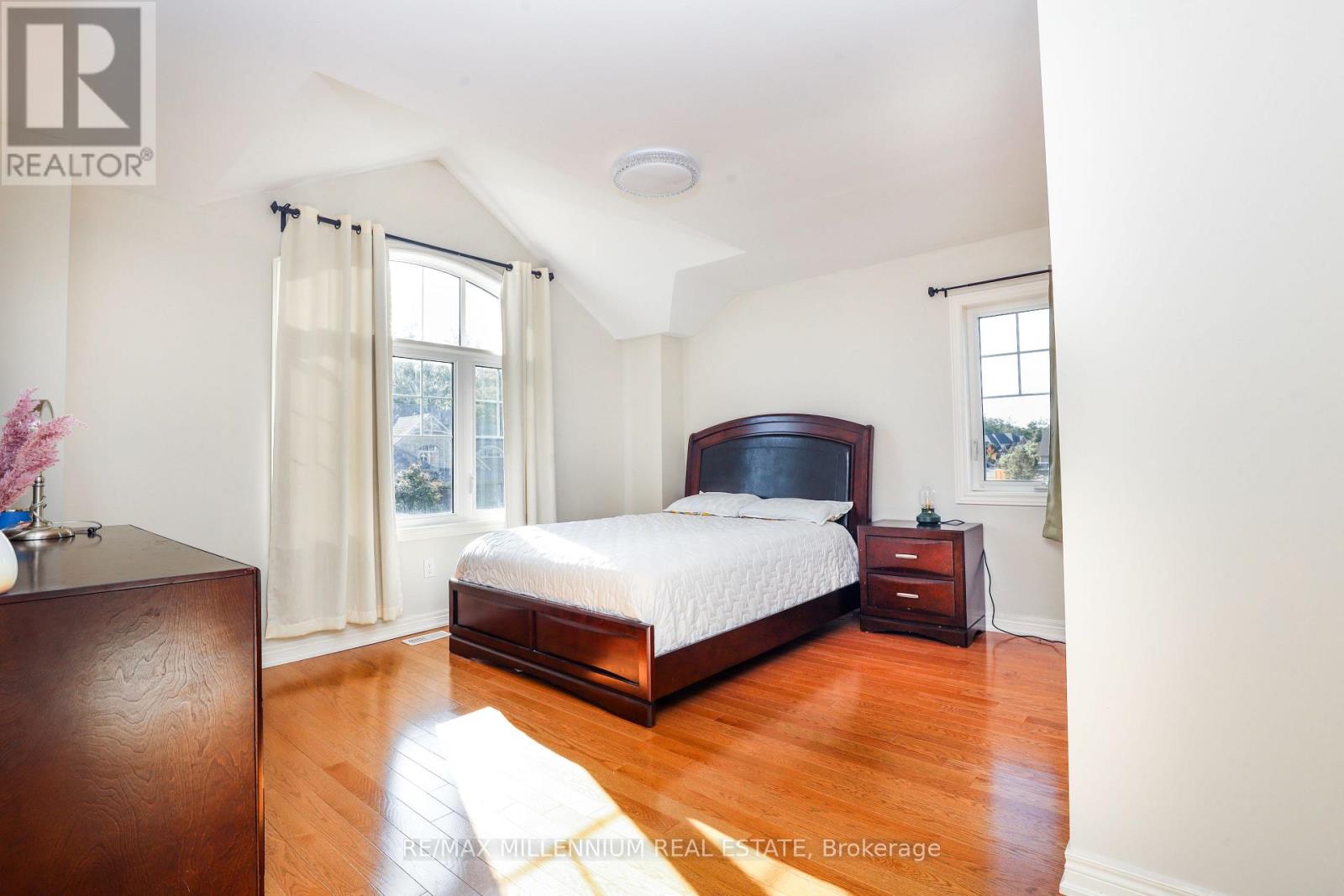 58 Trail Boulevard, Springwater, Ontario  L9X 0S4 - Photo 27 - S12565802