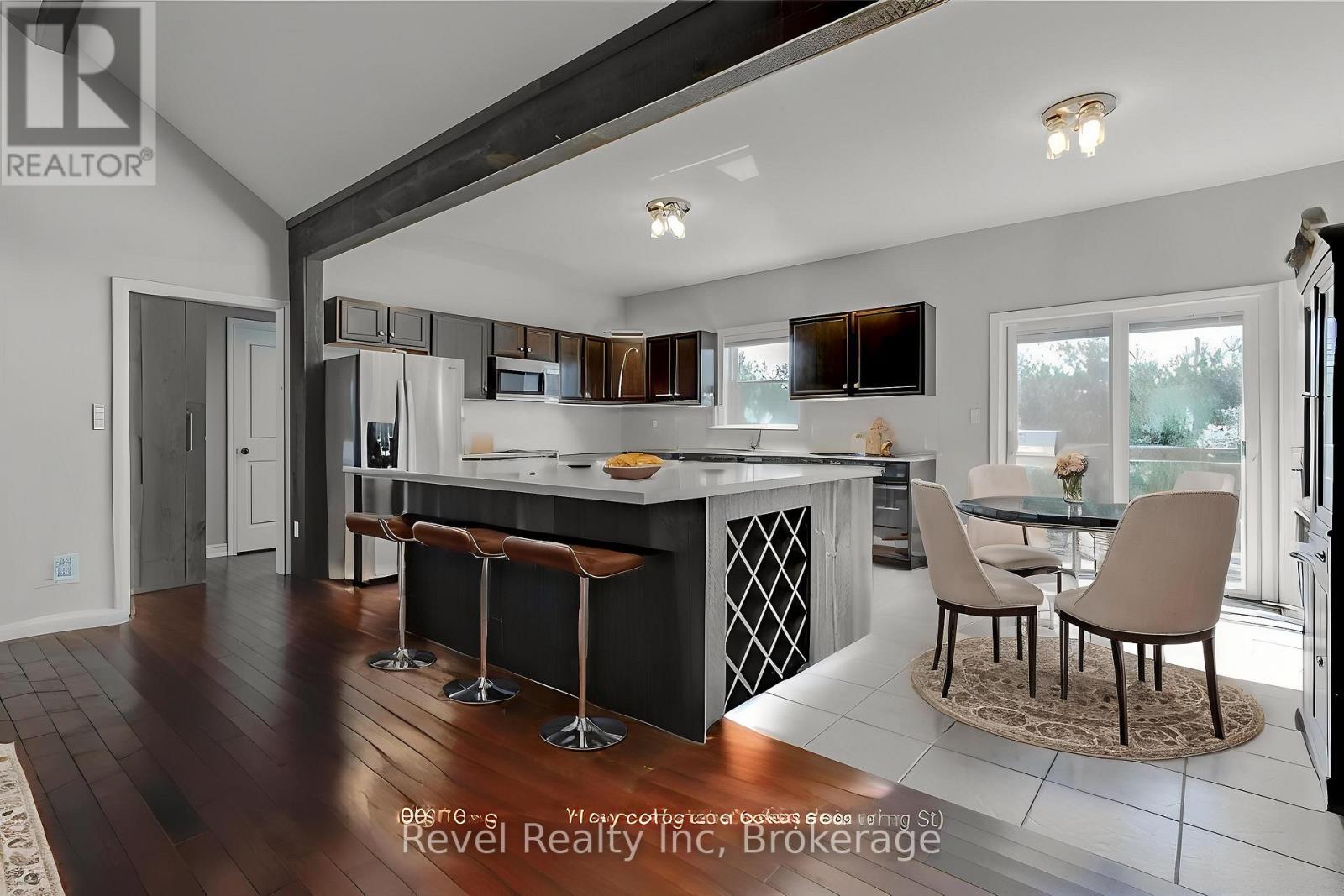 23 Rue Helene, Tiny (Lafontaine), Ontario  L9M 0H1 - Photo 3 - S12565840