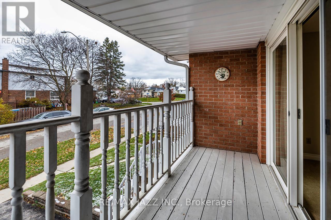 1259 Sunningdale Avenue, Oshawa, Ontario  L1H 8G6 - Photo 12 - E12565948