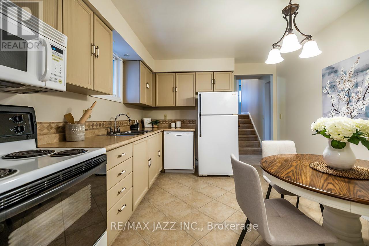 1259 Sunningdale Avenue, Oshawa, Ontario  L1H 8G6 - Photo 18 - E12565948