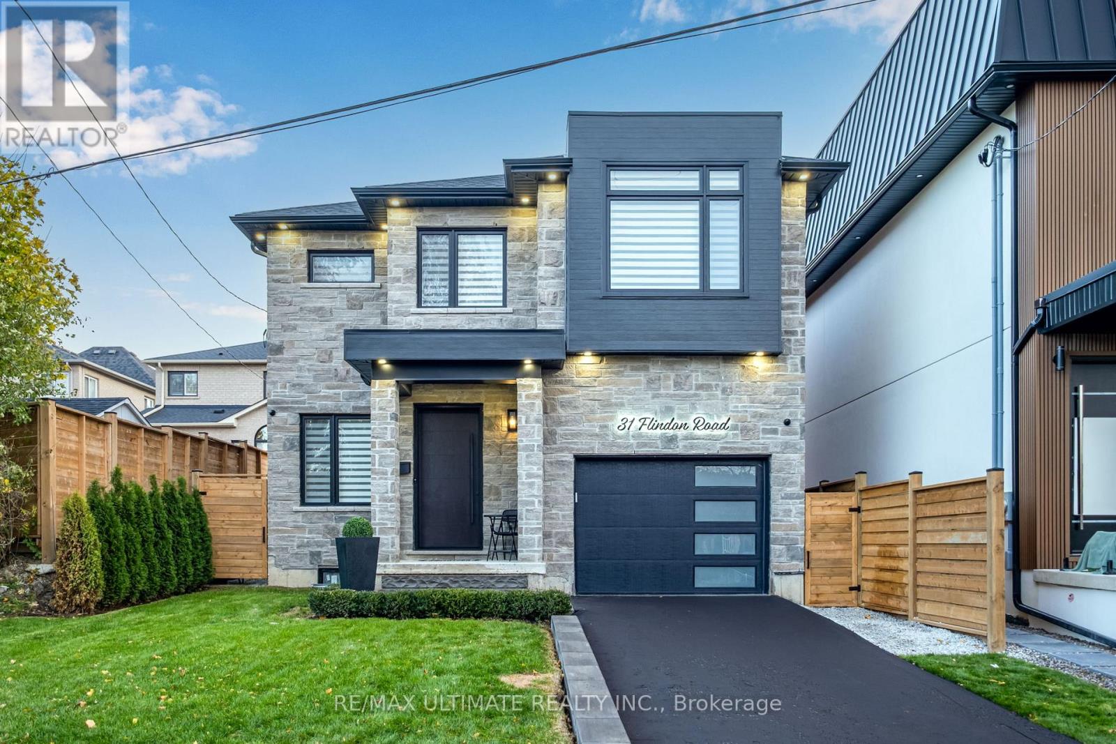 31 FLINDON ROAD N, Toronto, Ontario