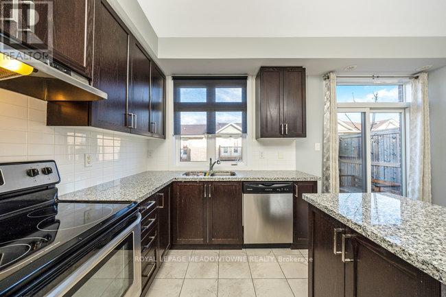 16 Kersey Lane, Halton Hills, Ontario  L7G 0K1 - Photo 16 - W12565698