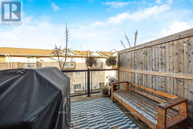 16 Kersey Lane, Halton Hills, Ontario  L7G 0K1 - Photo 19 - W12565698