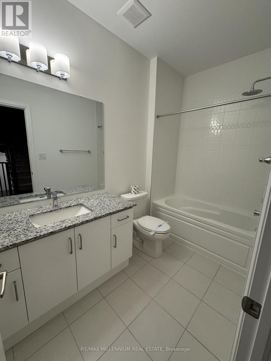 3278 Crystal Drive, Oakville, Ontario  L6M 4K1 - Photo 19 - W12565704