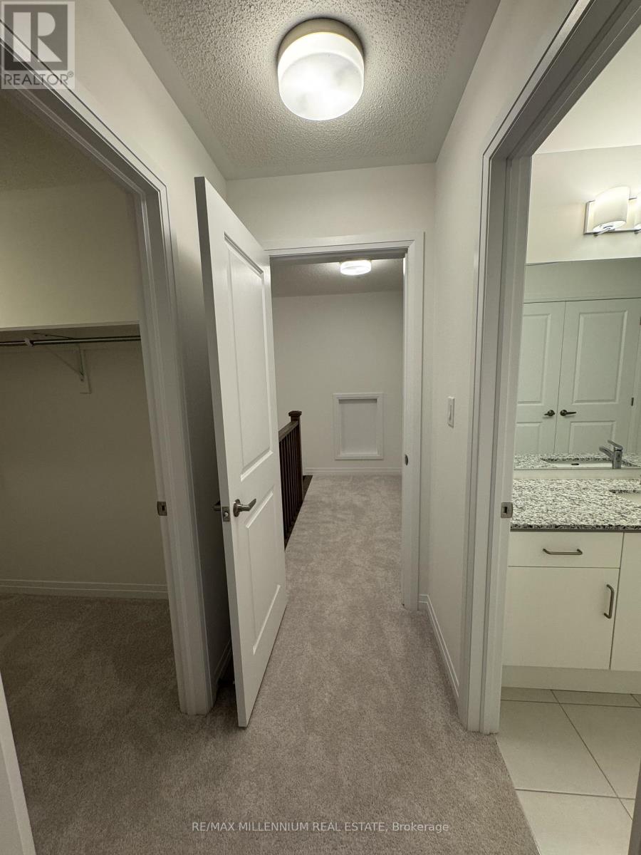 3278 Crystal Drive, Oakville, Ontario  L6M 4K1 - Photo 33 - W12565704