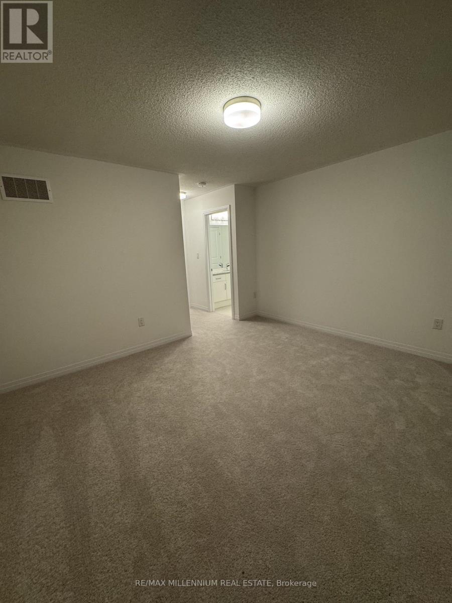 3278 Crystal Drive, Oakville, Ontario  L6M 4K1 - Photo 36 - W12565704