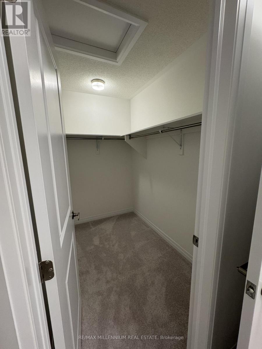 3278 Crystal Drive, Oakville, Ontario  L6M 4K1 - Photo 37 - W12565704