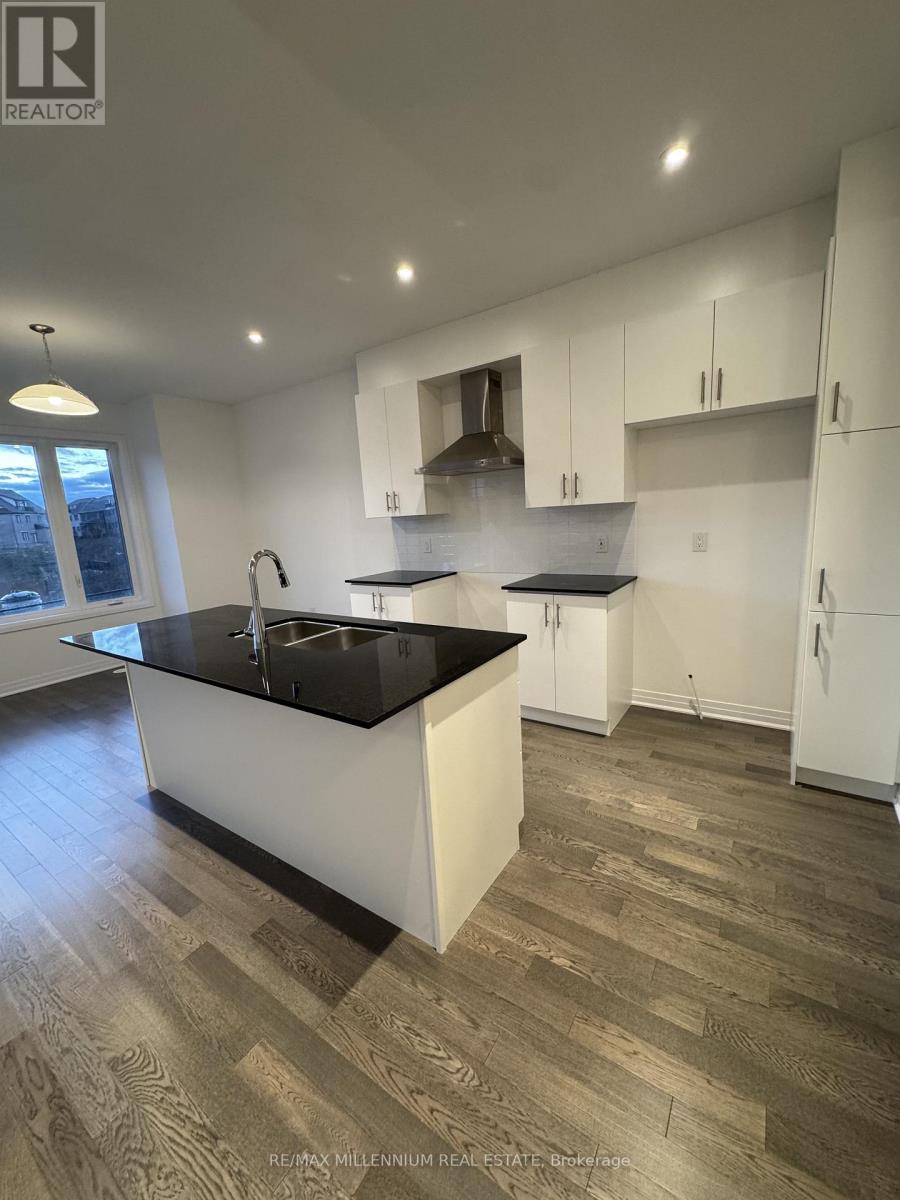 3278 Crystal Drive, Oakville, Ontario  L6M 4K1 - Photo 8 - W12565704