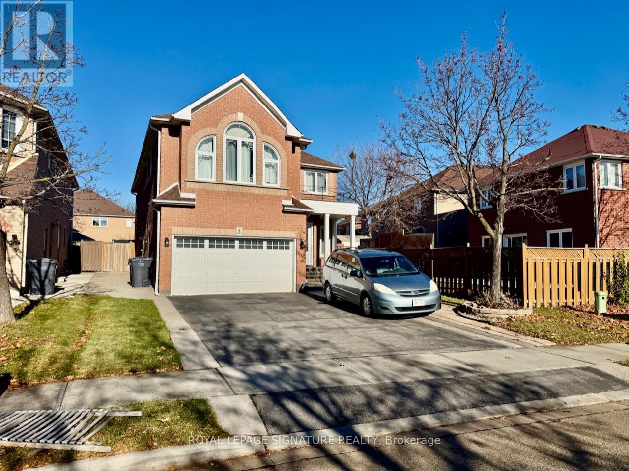 3 CARRIE CRESCENT, Brampton, Ontario