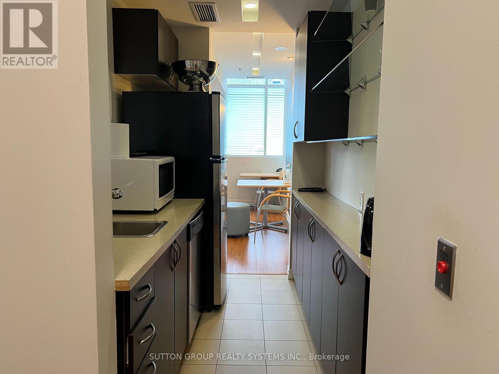 1207 - 3865 Lake Shore Boulevard W, Toronto, Ontario  M8W 0A2 - Photo 25 - W12565770