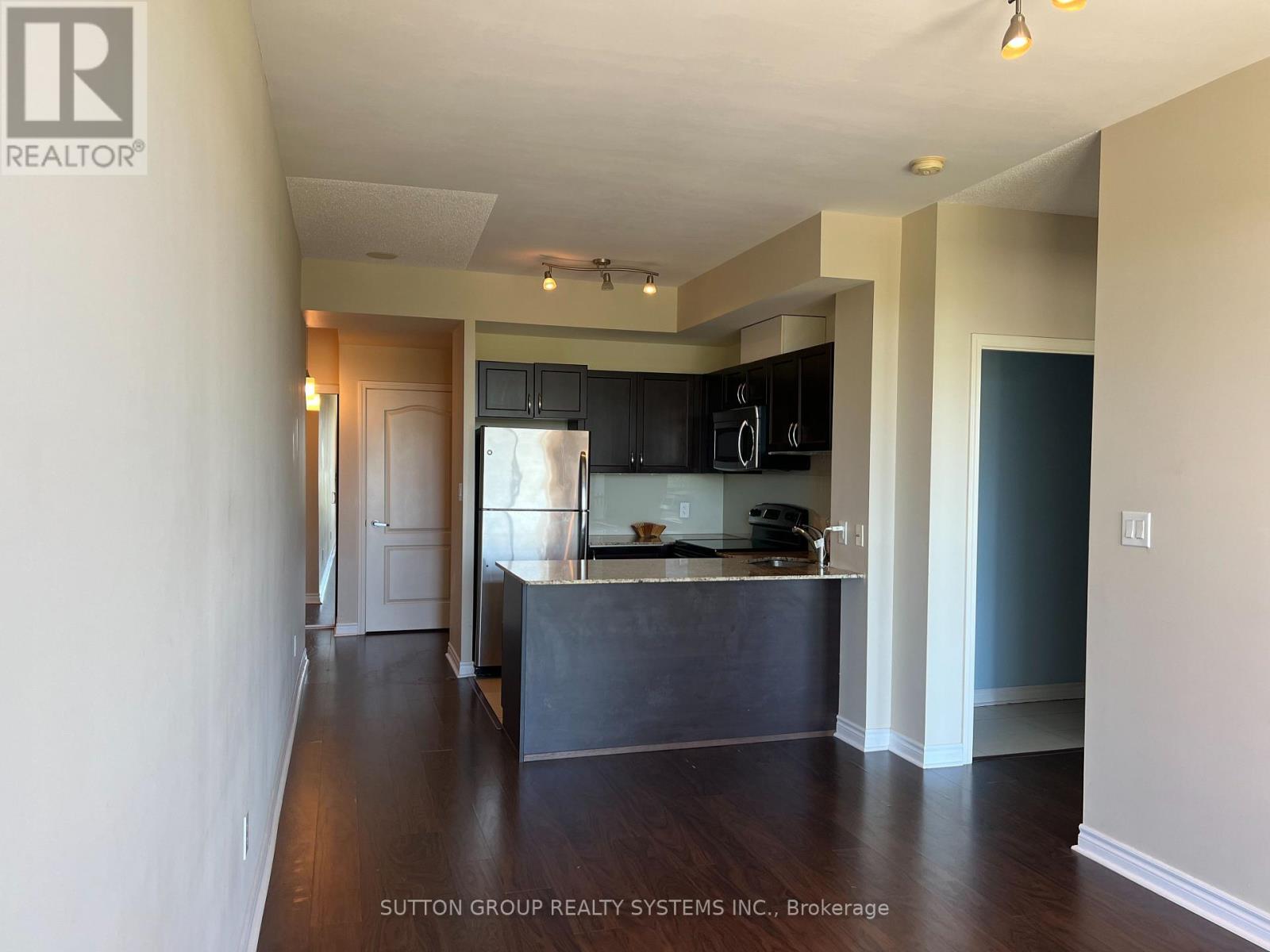 1207 - 3865 Lake Shore Boulevard W, Toronto, Ontario  M8W 0A2 - Photo 5 - W12565770