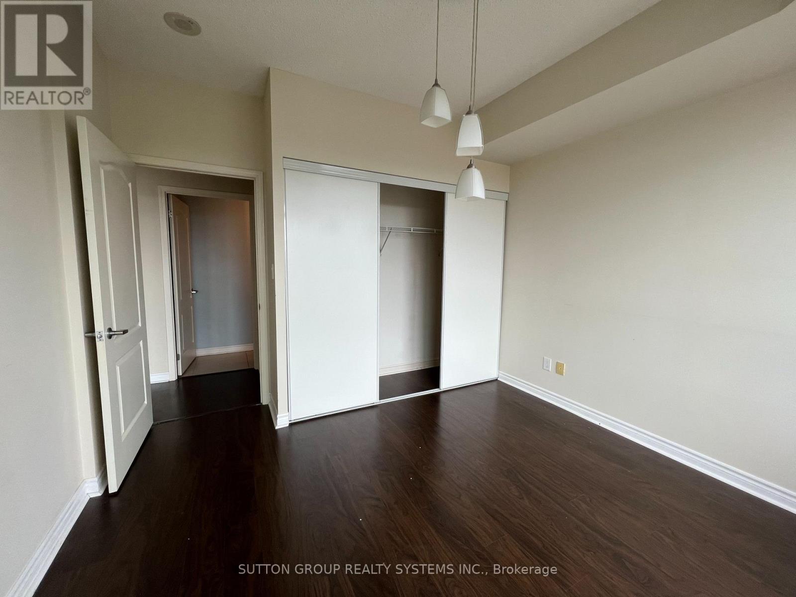 1207 - 3865 Lake Shore Boulevard W, Toronto, Ontario  M8W 0A2 - Photo 7 - W12565770