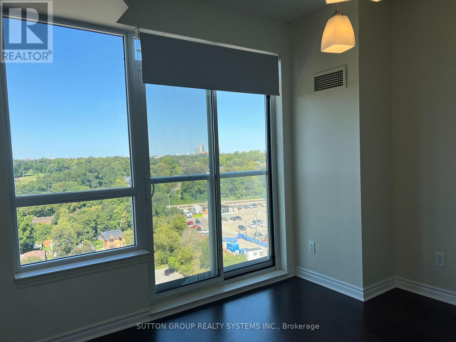 1207 - 3865 Lake Shore Boulevard W, Toronto, Ontario  M8W 0A2 - Photo 8 - W12565770