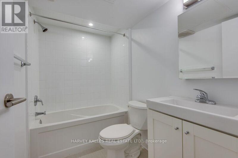 4 - 1216 St Clair Avenue W, Toronto, Ontario  M6E 1B4 - Photo 10 - W12565788