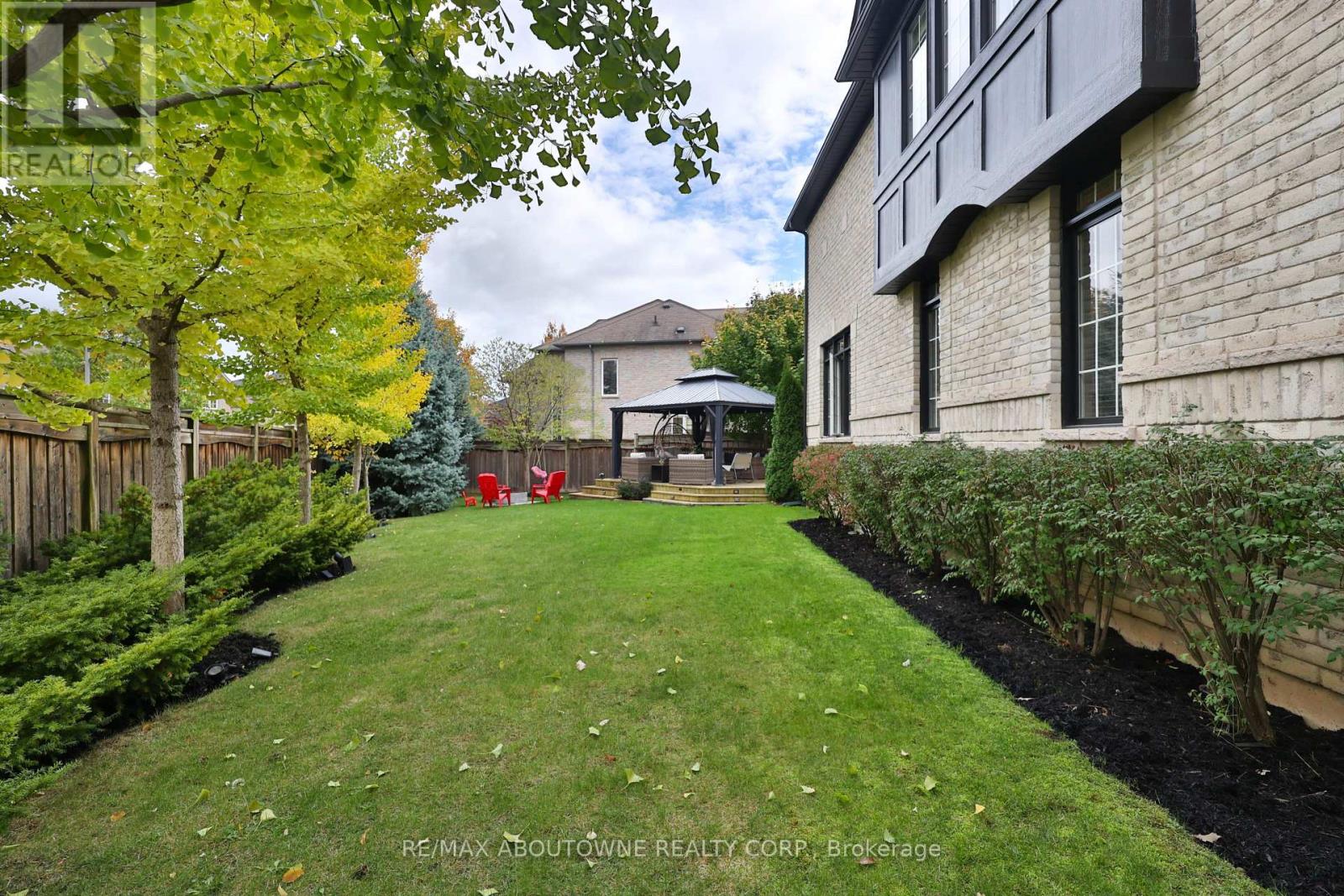 3262 Skipton Lane, Oakville, Ontario  L6M 0K2 - Photo 46 - W12565790