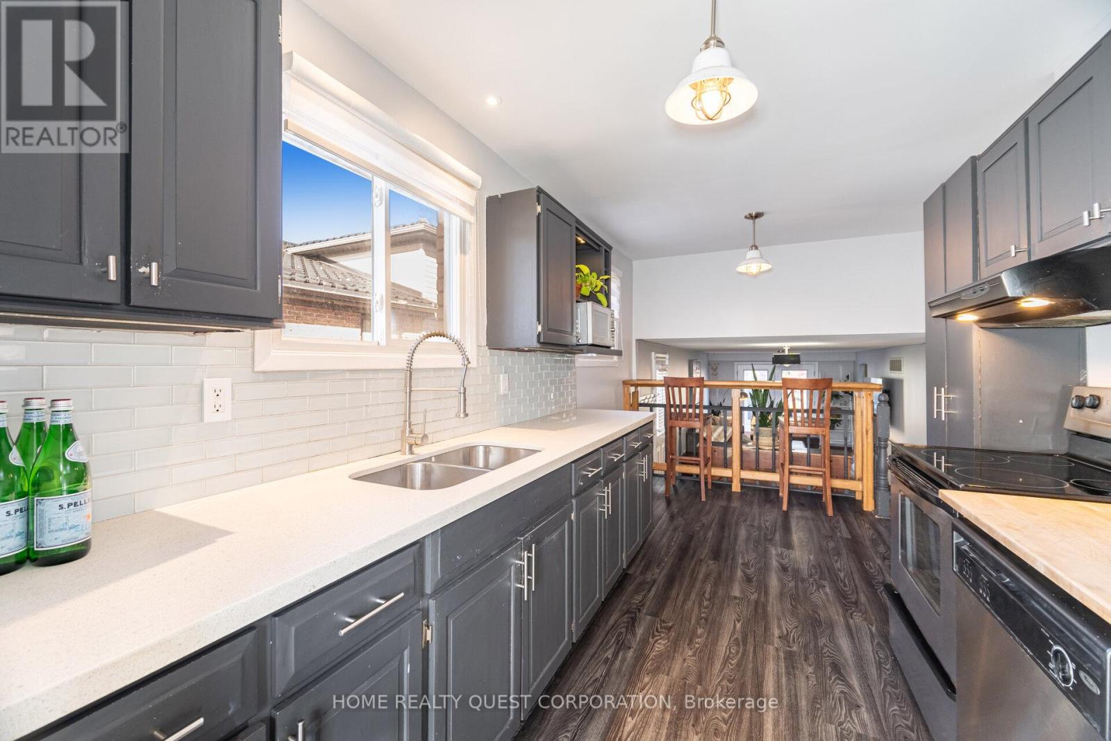 2715 Hollington Crescent, Mississauga, Ontario  L5K 1E8 - Photo 11 - W12565794