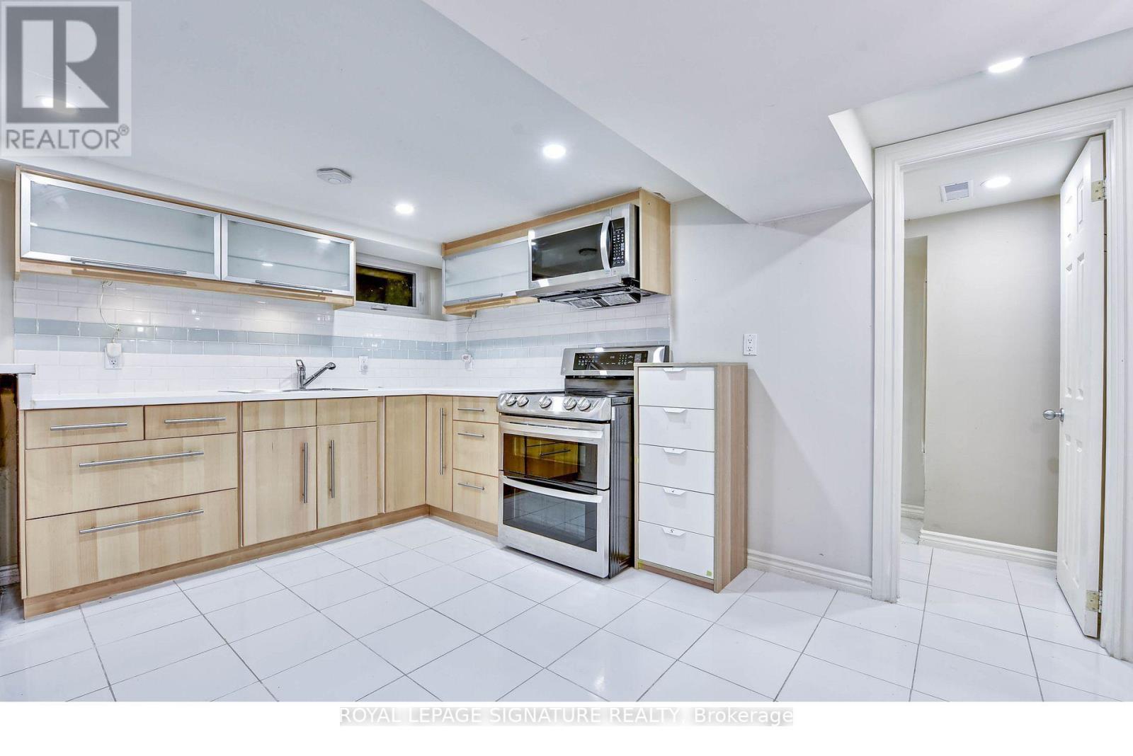 7596 Creditview Road, Brampton, Ontario  L6Y 0G5 - Photo 39 - W12565808