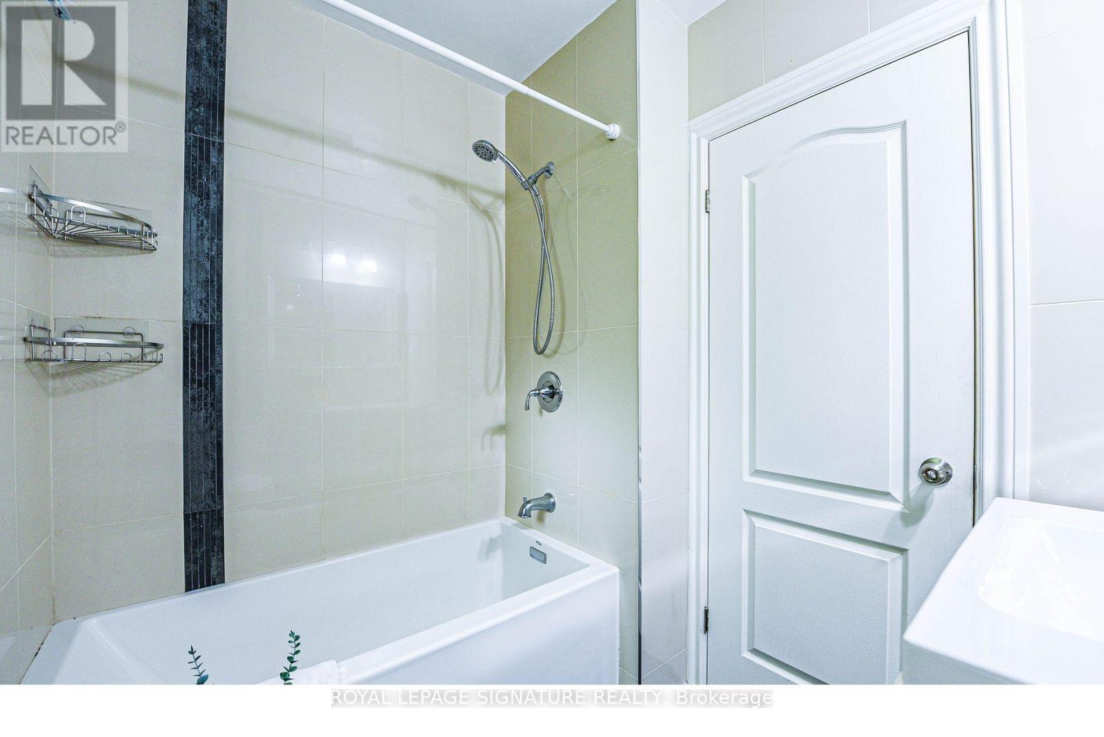 7596 Creditview Road, Brampton, Ontario  L6Y 0G5 - Photo 44 - W12565808