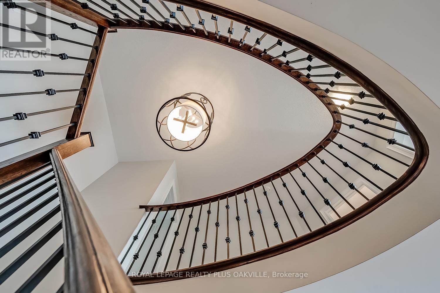 3339 Skipton Lane, Oakville, Ontario  L6M 0K3 - Photo 21 - W12565814