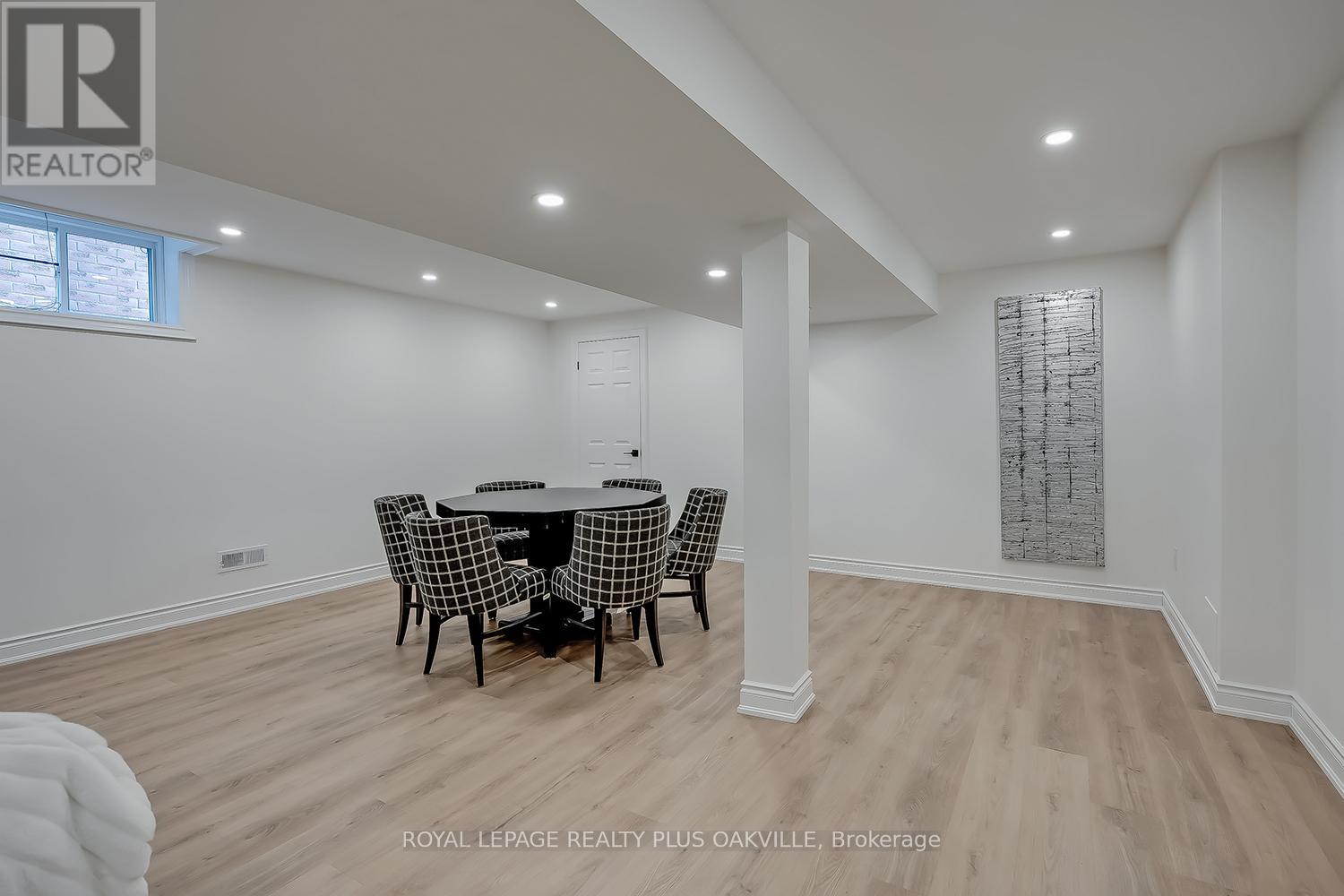 3339 Skipton Lane, Oakville, Ontario  L6M 0K3 - Photo 36 - W12565814