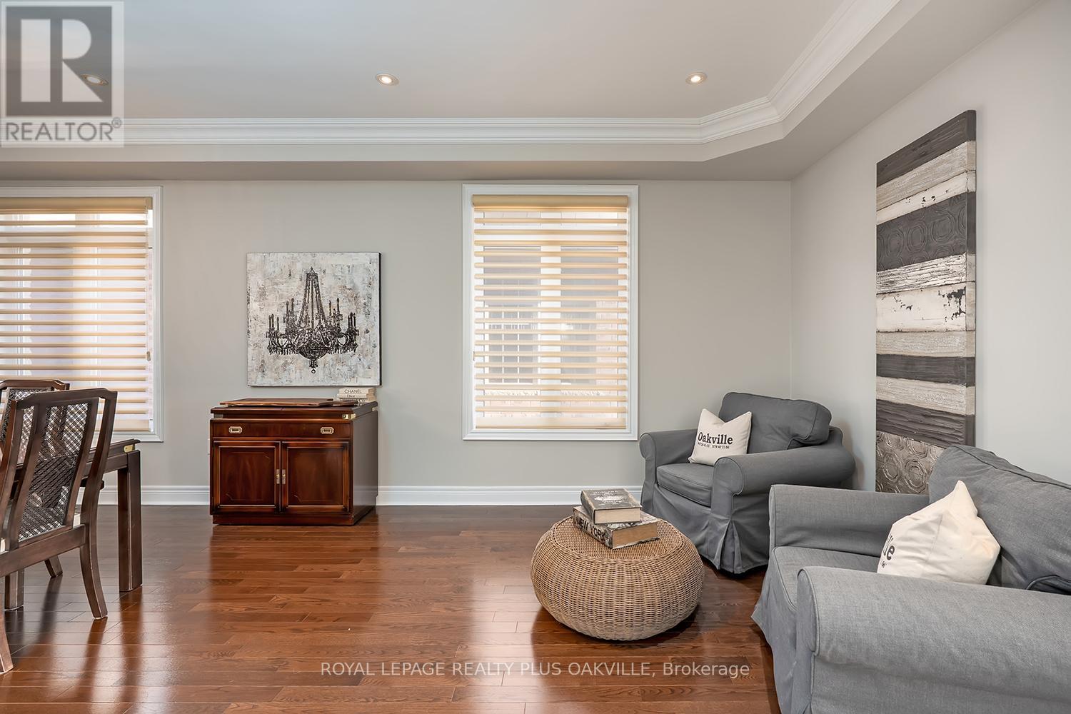 3339 Skipton Lane, Oakville, Ontario  L6M 0K3 - Photo 7 - W12565814