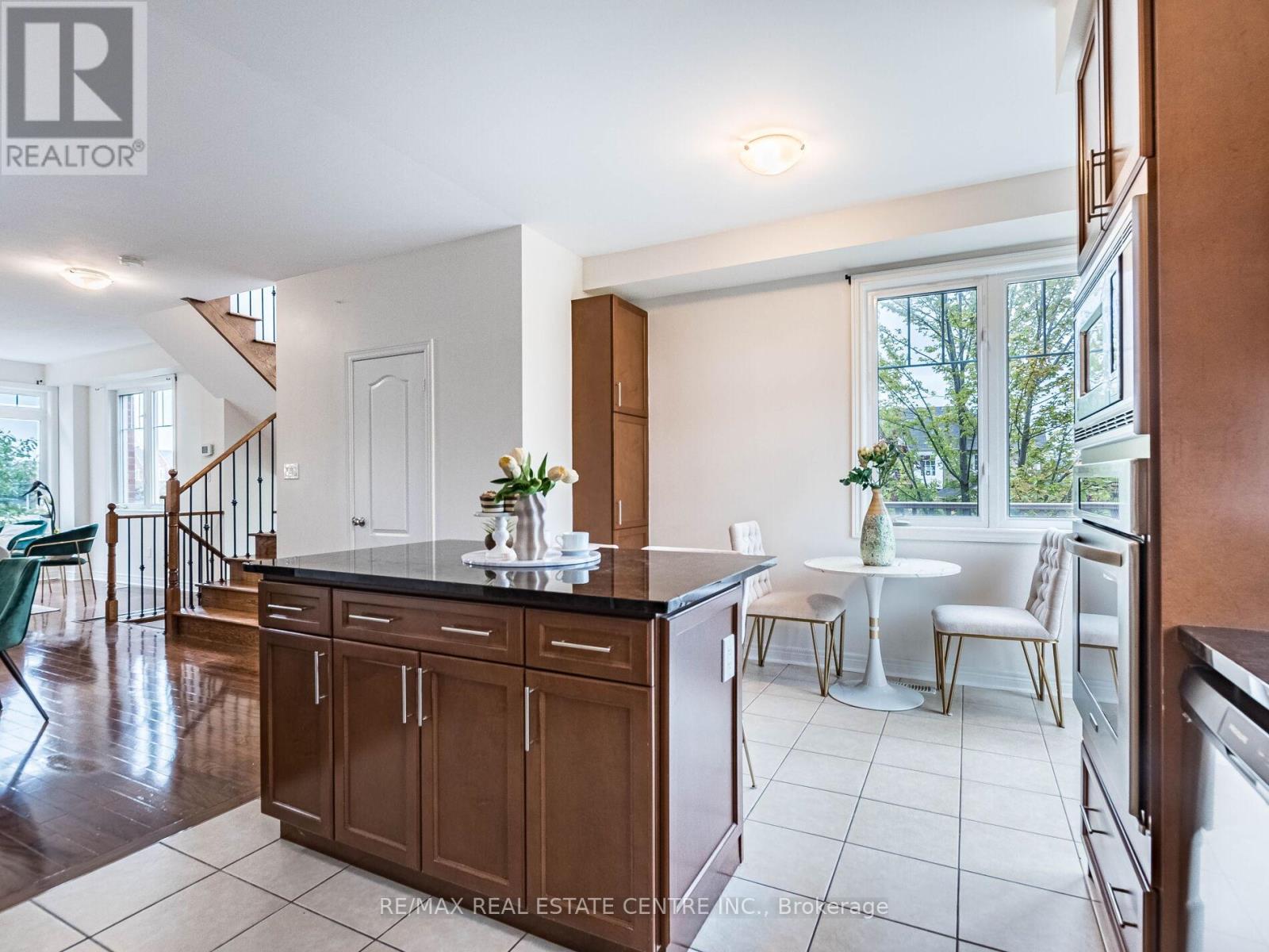 1 - 5710 Long Valley Road, Mississauga, Ontario L5M 0M1 - Photo 22 - W12565826