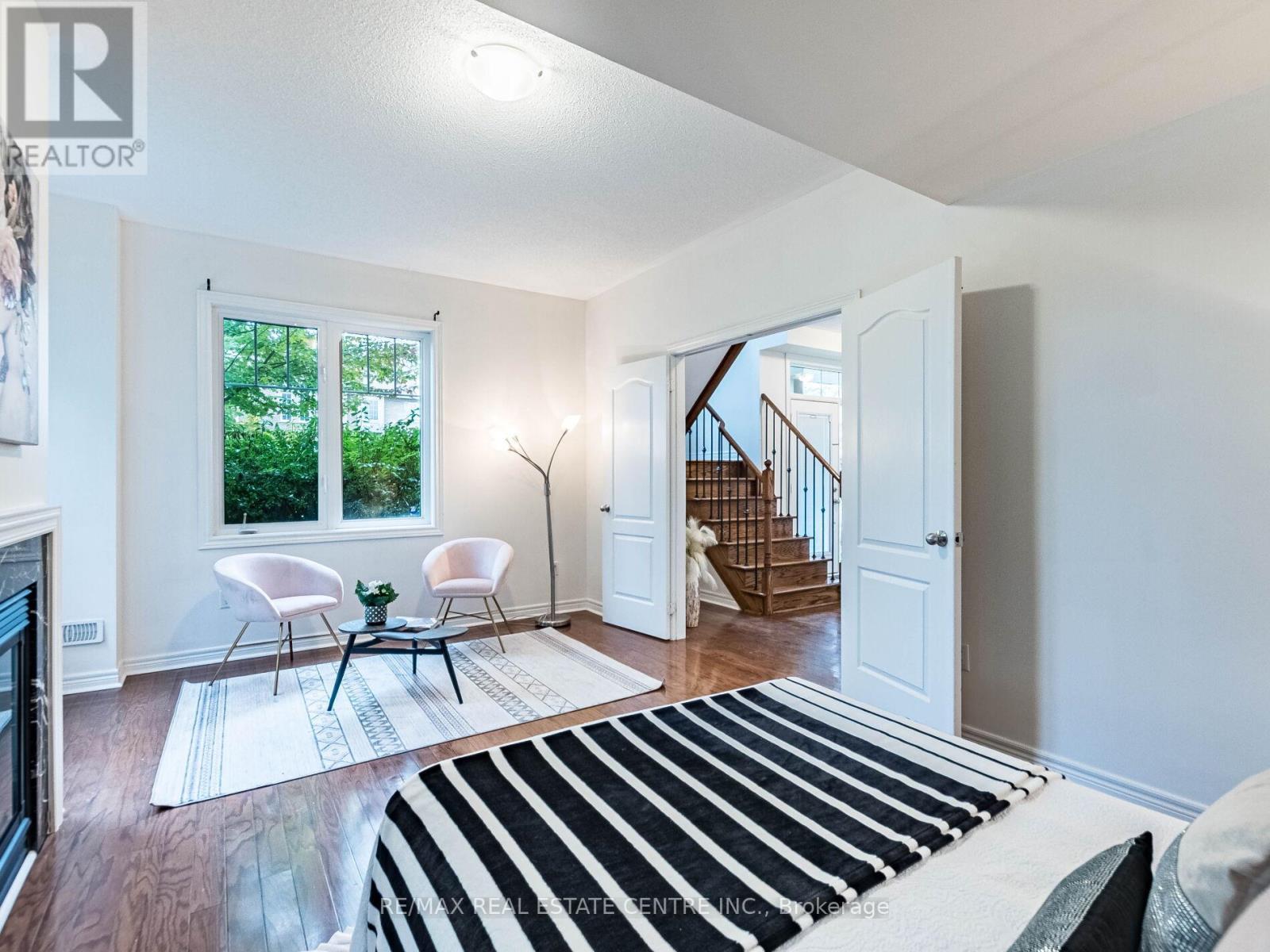 1 - 5710 Long Valley Road, Mississauga, Ontario L5M 0M1 - Photo 9 - W12565826