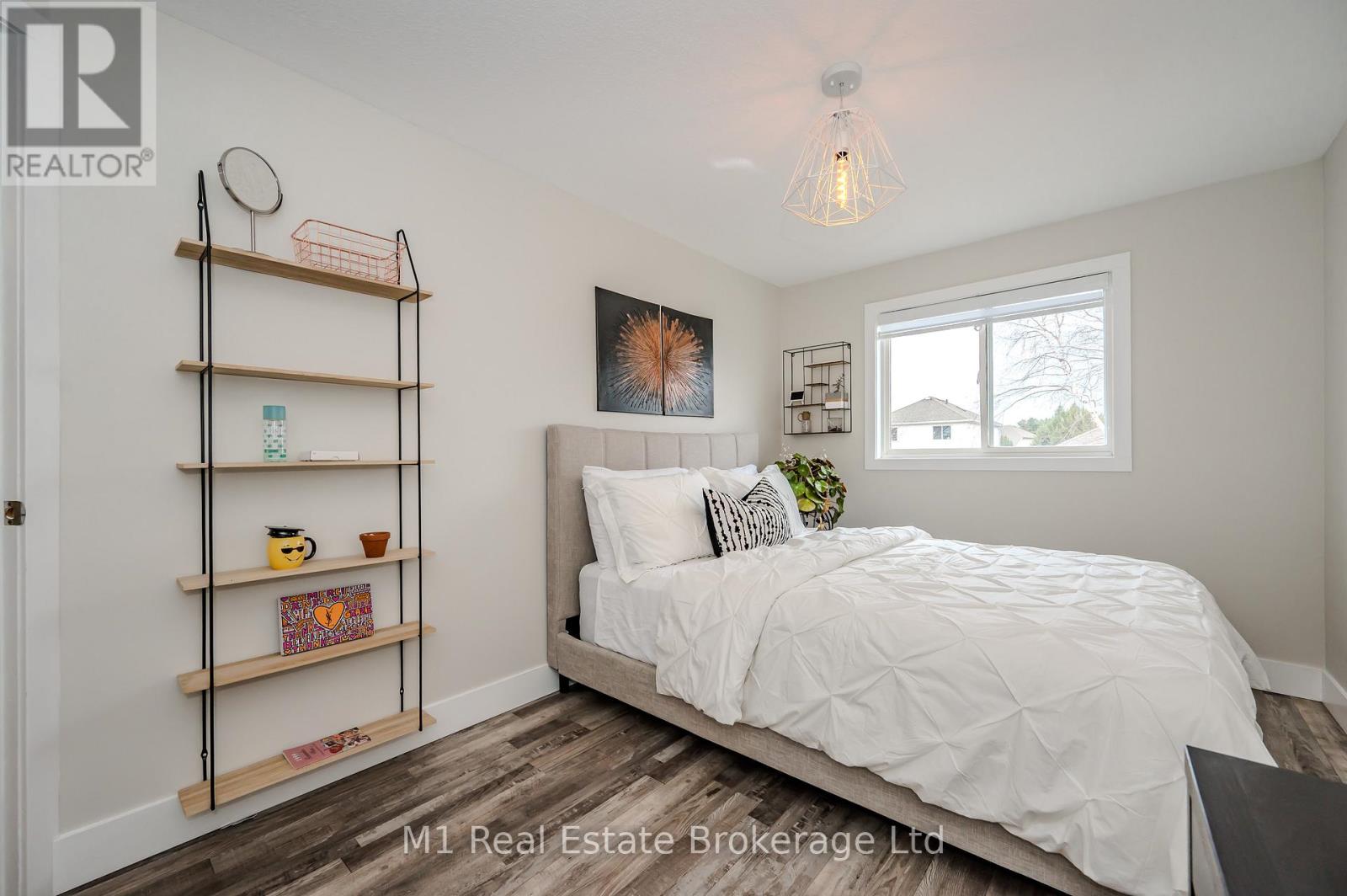 155 Stephanie Drive, Guelph, Ontario  N1K 1X7 - Photo 18 - X12565892