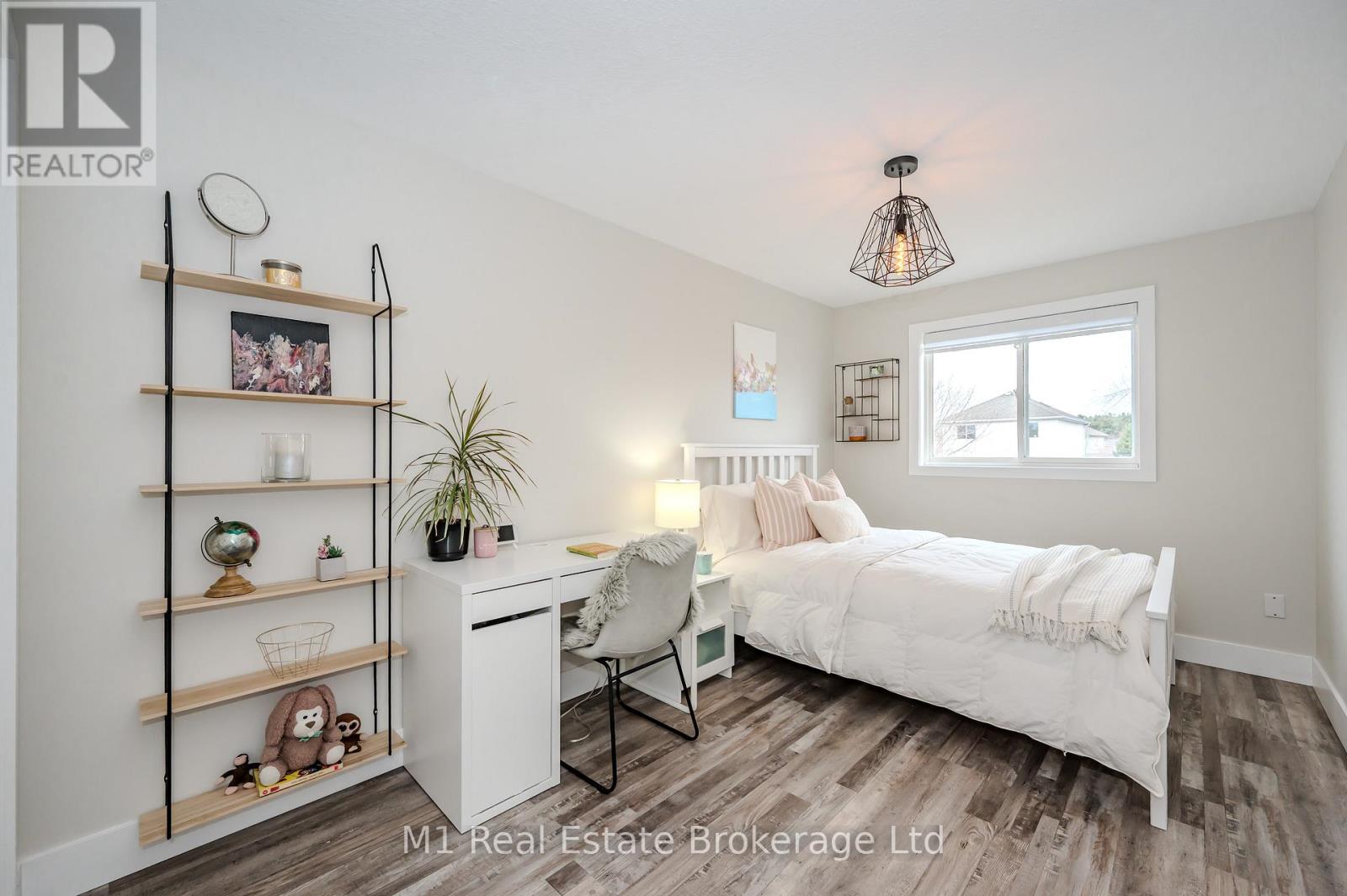 155 Stephanie Drive, Guelph, Ontario  N1K 1X7 - Photo 21 - X12565892