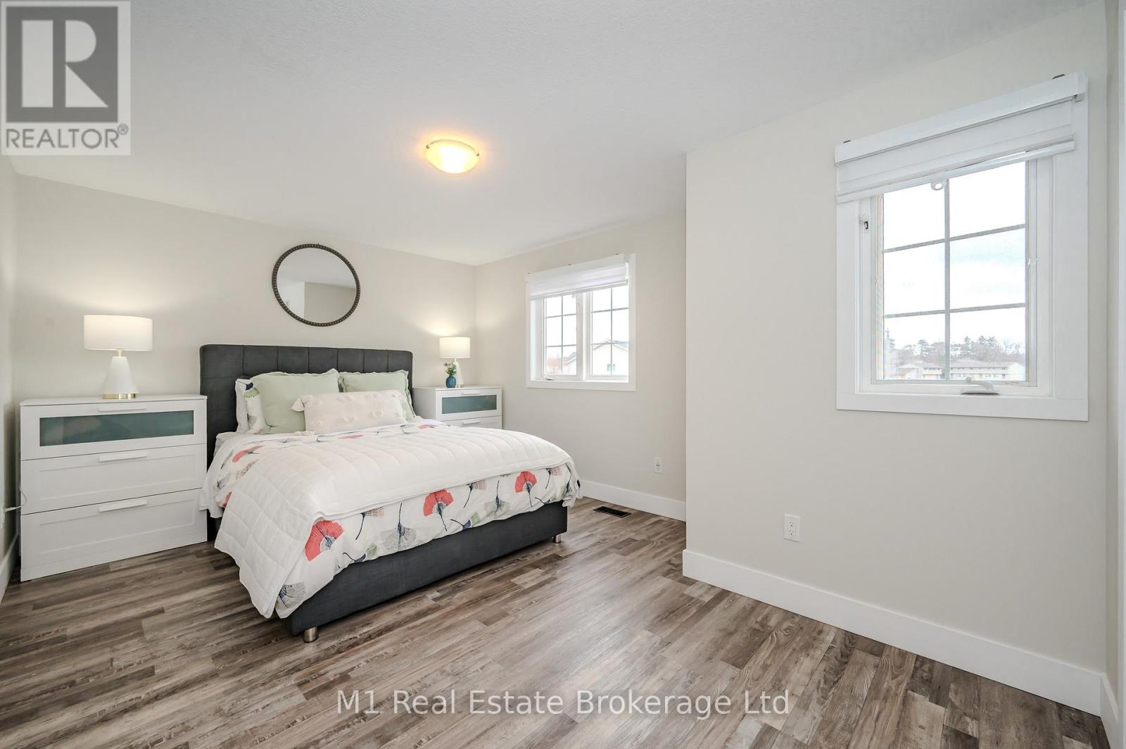 155 Stephanie Drive, Guelph, Ontario  N1K 1X7 - Photo 25 - X12565892