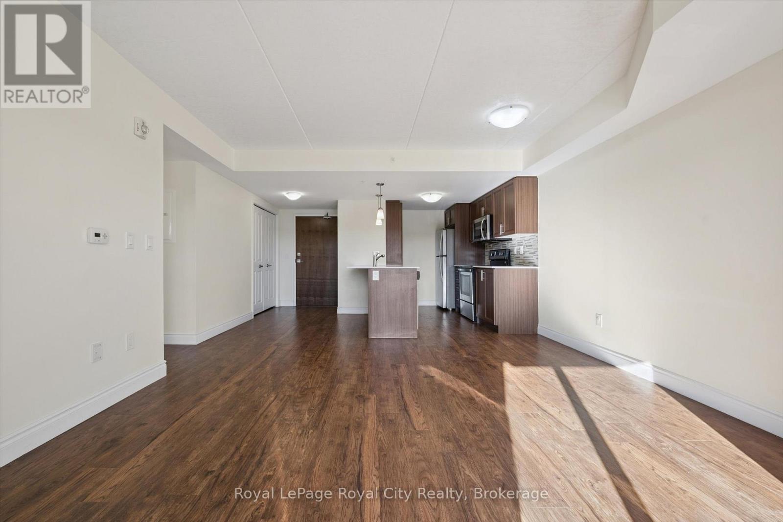 301 - 17 Kay Crescent, Guelph (Pineridge/westminster Woods), Ontario  N1L 1H1 - Photo 12 - X12565946