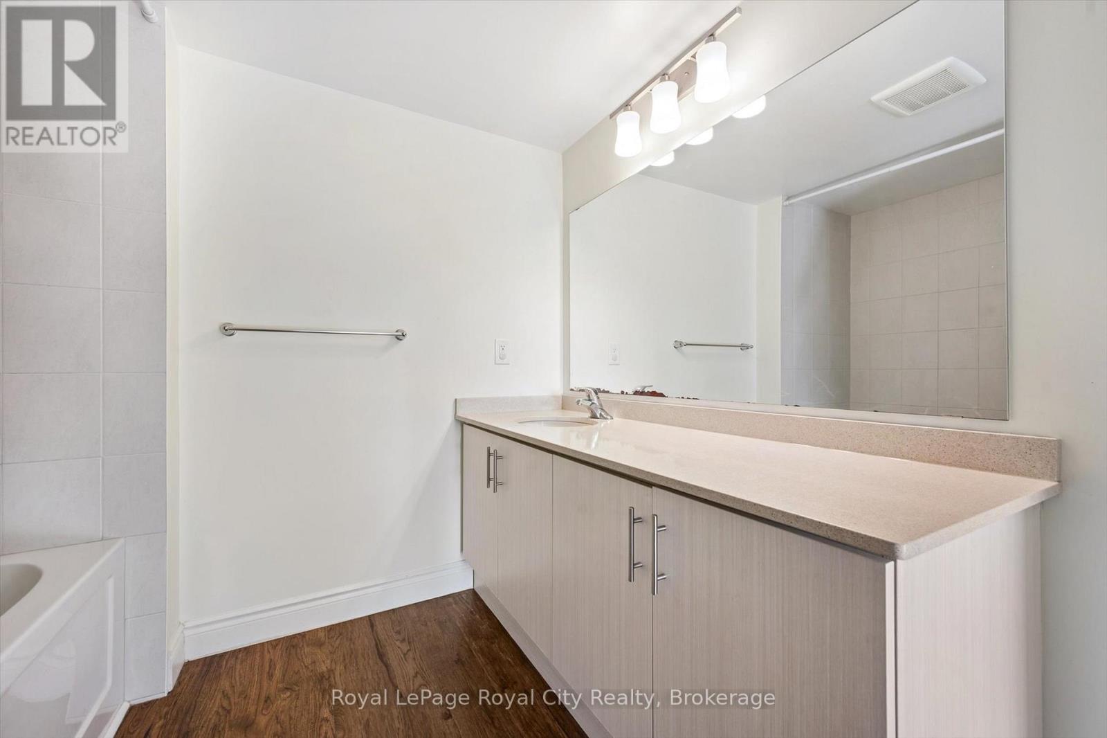 301 - 17 Kay Crescent, Guelph (Pineridge/westminster Woods), Ontario  N1L 1H1 - Photo 23 - X12565946