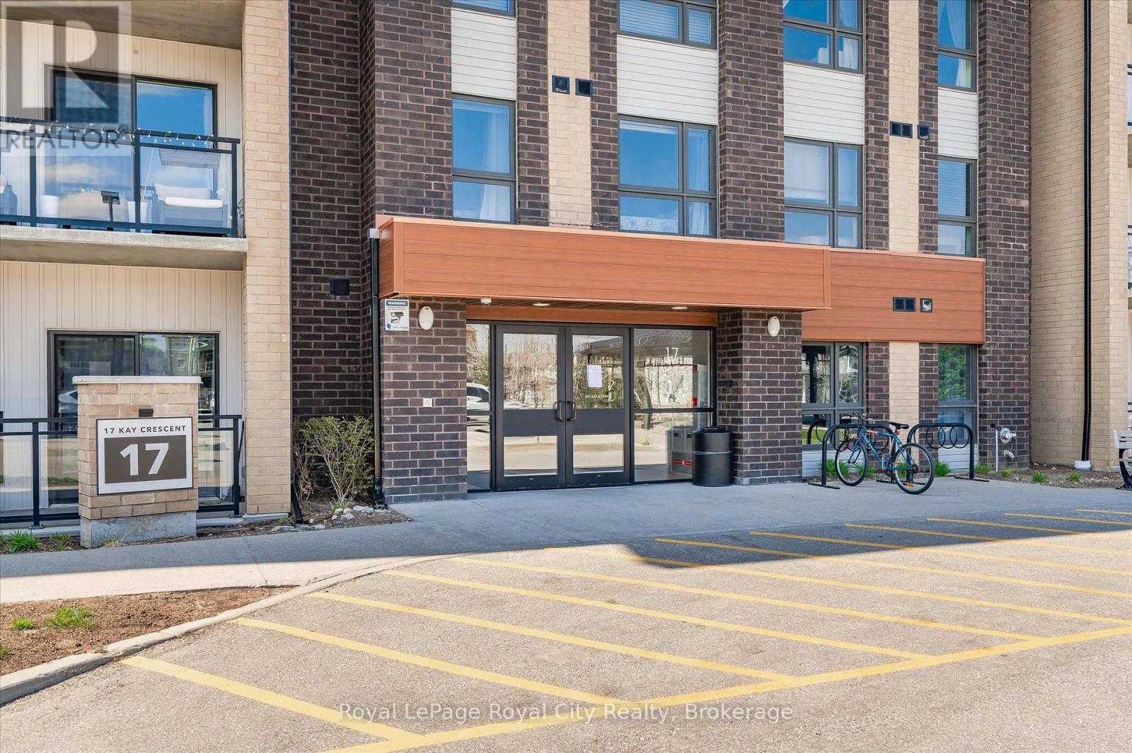 301 - 17 Kay Crescent, Guelph (Pineridge/westminster Woods), Ontario  N1L 1H1 - Photo 3 - X12565946