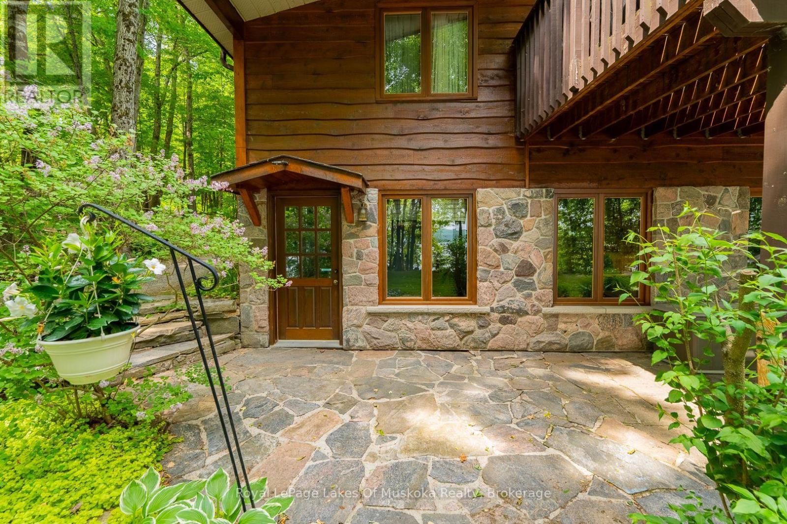 168 Lakeshore Road, Burk's Falls, Ontario  P0A 1C0 - Photo 31 - X12565950